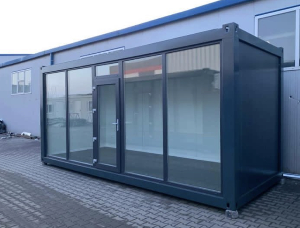 Verkaufspavillon mit Glasfront
